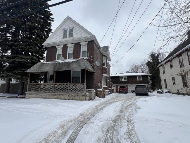 63 Pine Ridge Rd in Buffalo, NY - Building Photo - Building Photo