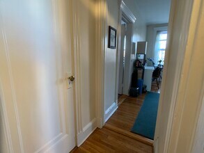 70 Strathmore Rd, Unit 10A in Boston, MA - Foto de edificio - Building Photo