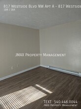 817 Westside Blvd NW in Roanoke, VA - Building Photo - Building Photo