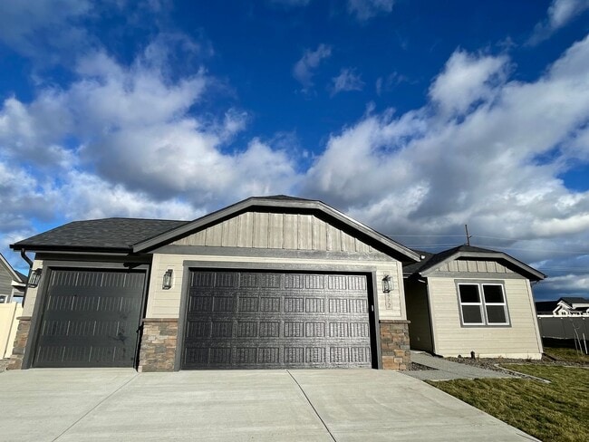 5417 N Government Wy