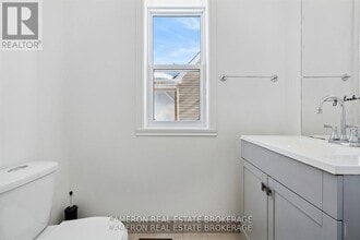 12 King St in Cornwall, ON - Building Photo - Building Photo