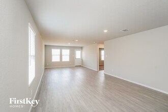 10775 Prusiner Dr in Converse, TX - Building Photo - Building Photo