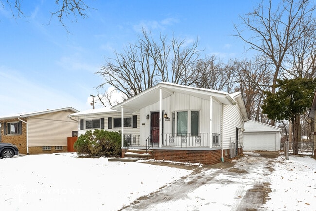 930 Colonel Dr in Cleveland, OH - Building Photo - Building Photo