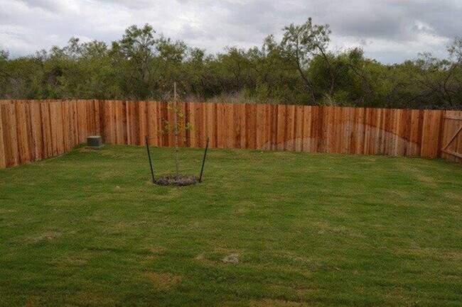 10714 Goose Way in San Antonio, TX - Building Photo - Building Photo