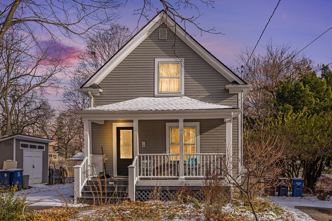 618 Gott St in Ann Arbor, MI - Foto de edificio - Building Photo