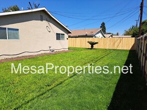 5141 Merle St in Ontario, CA - Foto de edificio - Building Photo