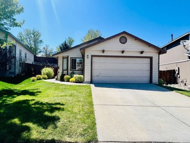 property at 1585 Roma Ct