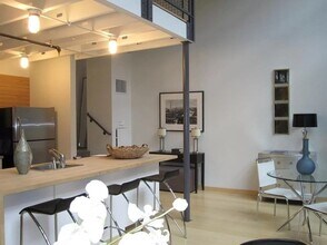 251 Heath St in Boston, MA - Building Photo - Building Photo