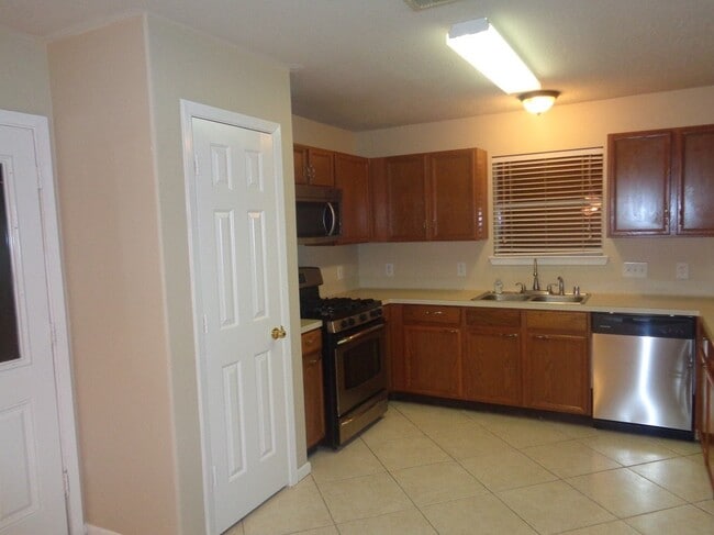 19702 Byron Meadows Dr