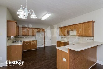 915 Midway Rd in Loganville, GA - Building Photo - Building Photo
