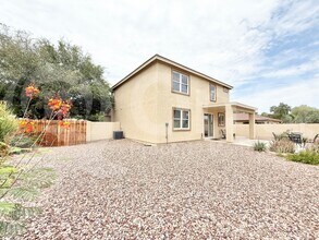 17143 W Tara Ln in Surprise, AZ - Building Photo - Building Photo