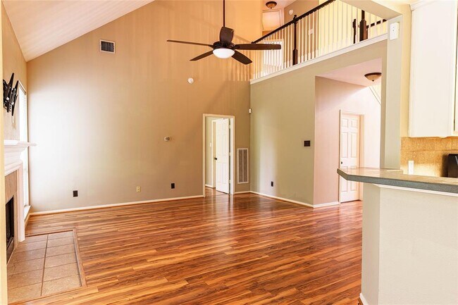 14407 Eastern Redbud Ln in Houston, TX - Building Photo - Building Photo