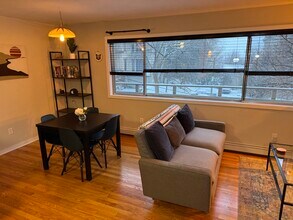 47 Lafayette Ave NE, Unit 202 FULLY FURNISHED in Grand Rapids, MI - Building Photo - Building Photo