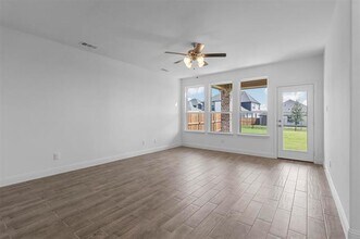 704 Amenduni Ln in Anna, TX - Building Photo - Building Photo