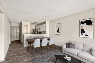 Crosstown at Chapel Hill in Chapel Hill, NC - Building Photo - Building Photo