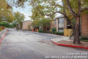 7711 Callaghan Rd in San Antonio, TX - Building Photo - Building Photo