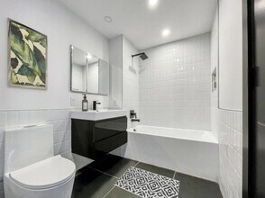 458 E 25th St in Brooklyn, NY - Building Photo - Building Photo