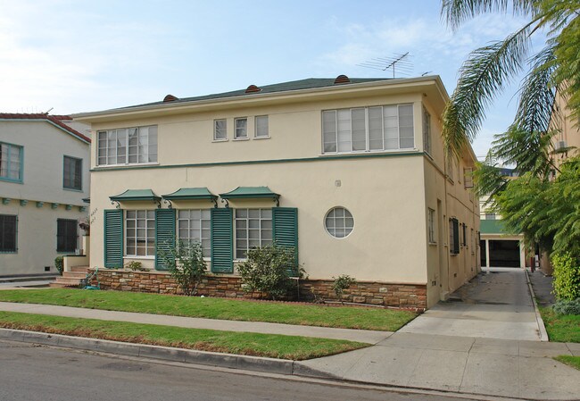 423 S Cloverdale Ave in Los Angeles, CA - Building Photo - Building Photo