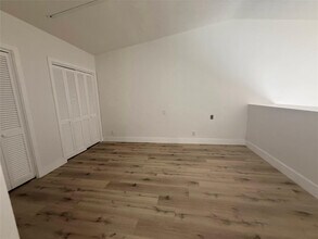 811 E Broward Blvd in Fort Lauderdale, FL - Building Photo - Building Photo