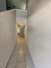 7511 Samuel Ivy Dr in Tampa, FL - Building Photo - Building Photo