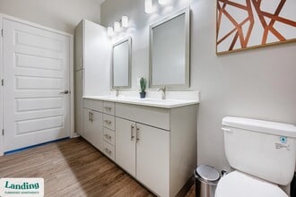 4902 Cosmos Cir, Unit 420 in Wimauma, FL - Foto de edificio - Building Photo