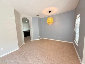 14793 Falling Waters Dr in Jacksonville, FL - Building Photo - Building Photo