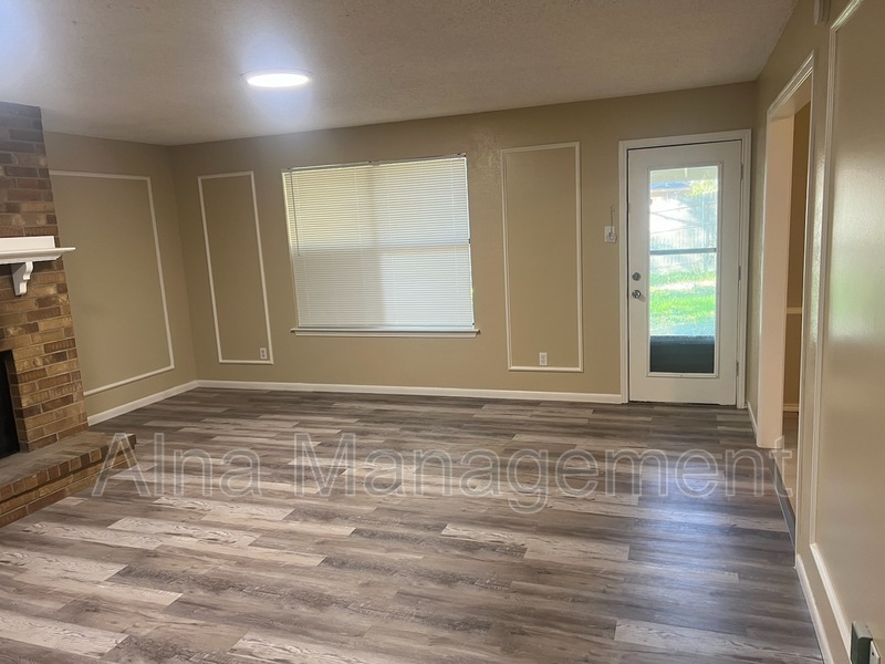 611 Timber Trail in Duncanville, TX - Building Photo