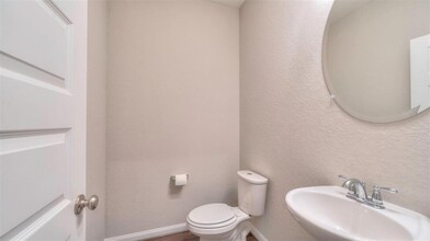 2208 Gadwall Ct in Conroe, TX - Foto de edificio - Building Photo