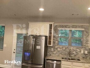 4120 Woodland Park Dr SW in Atlanta, GA - Building Photo - Building Photo