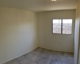 3239 E Fillmore St in Phoenix, AZ - Building Photo - Building Photo
