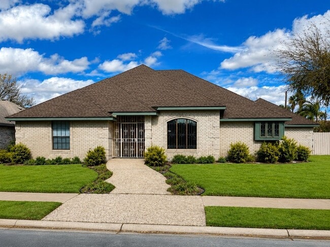property at 121 E Jonquil Ave