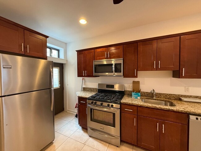 property at 1920 S 10th St