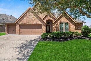 5335 Stoneridge Ct in Rosenberg, TX - Building Photo