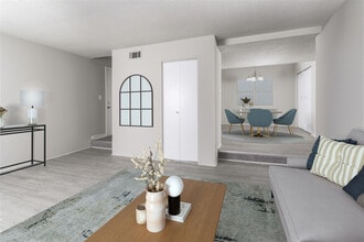 Highpointe Apartments in Birmingham, AL - Foto de edificio - Building Photo