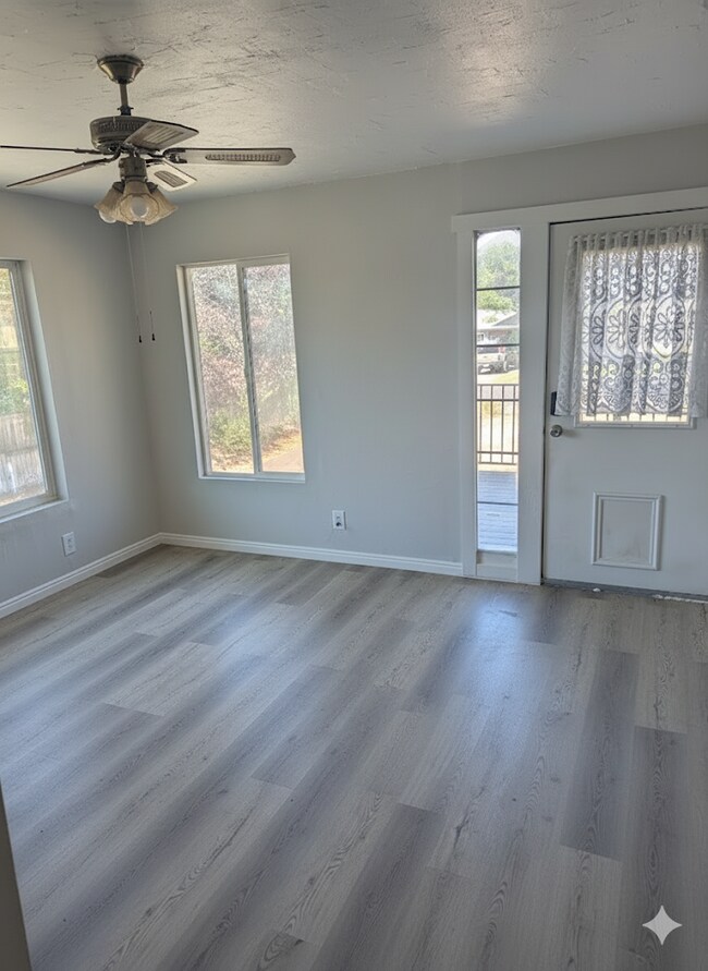 960 E 2680 N in Provo, UT - Building Photo - Building Photo