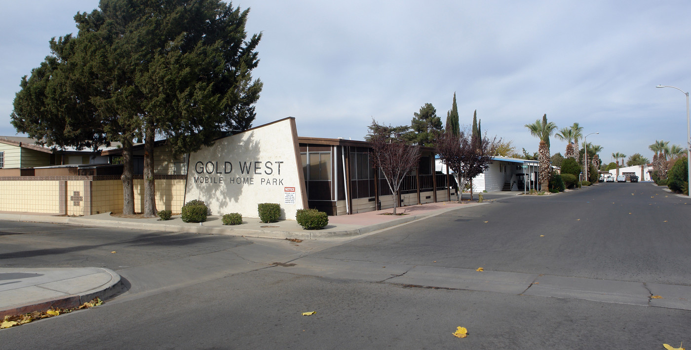 Gold West Mobile Home Park in Victorville, CA - Building Photo