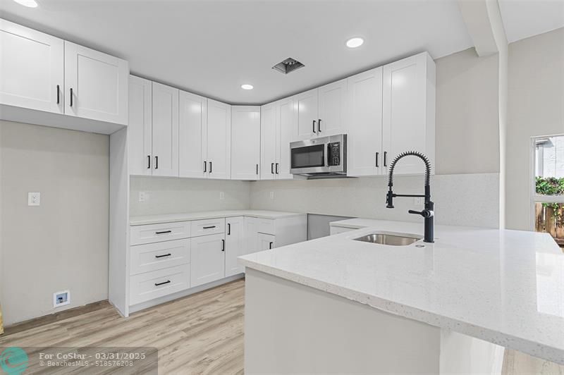 634 37th St in West Palm Beach, FL - Building Photo