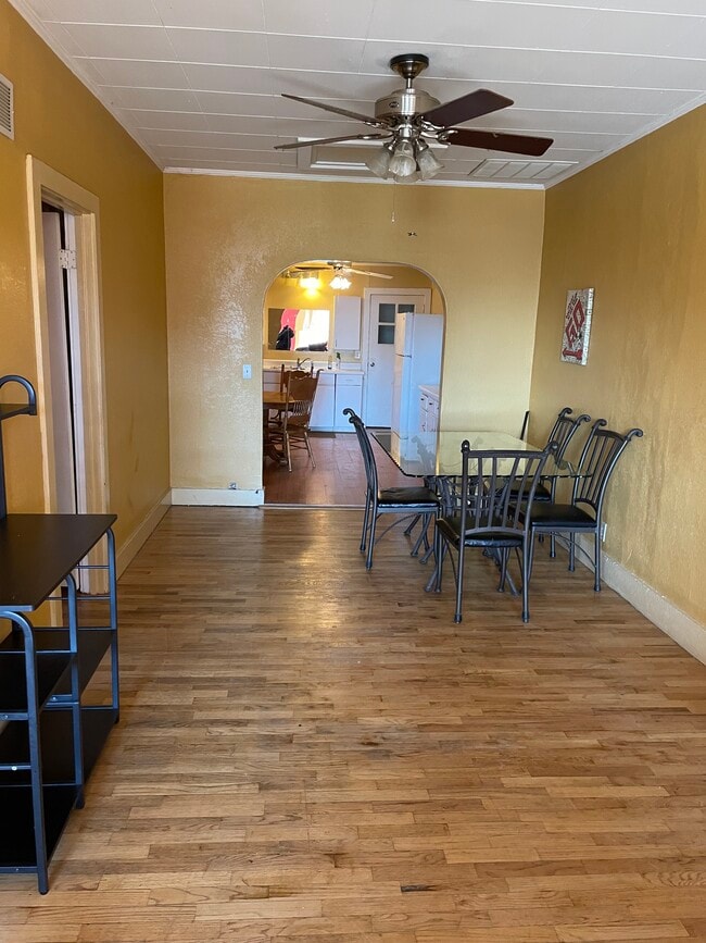 132 Tecumseh St, Unit 1 in Dundee, MI - Building Photo - Building Photo