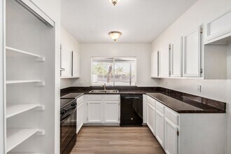 13039 N 70th St in Scottsdale, AZ - Building Photo - Building Photo