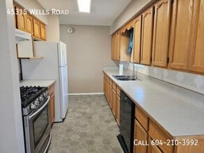45315 Wells Rd in Chilliwack, BC - Building Photo - Building Photo