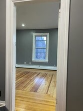 33 White St, Unit 2 floors in Pawtucket, RI - Building Photo - Building Photo