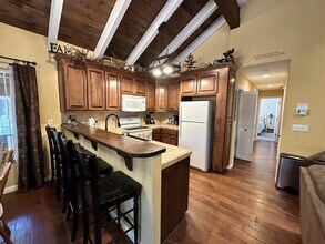 1723 High Meadows Ct in South Lake Tahoe, CA - Building Photo - Building Photo