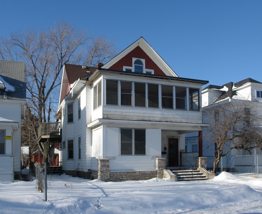 3136 Chicago Ave in Minneapolis, MN - Building Photo