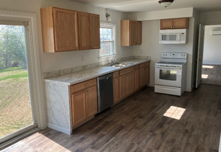 467 Conrad Dr in Mars, PA - Building Photo - Building Photo