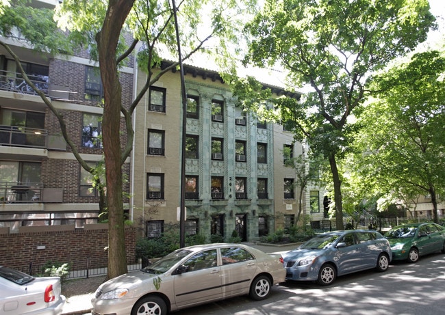 2616 N. Hampden Court in Chicago, IL - Foto de edificio - Building Photo