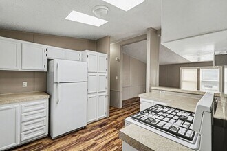 918 Moore St in Davison, MI - Building Photo - Building Photo