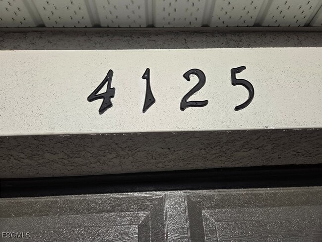 4125 NE 15th Pl in Cape Coral, FL - Building Photo - Building Photo