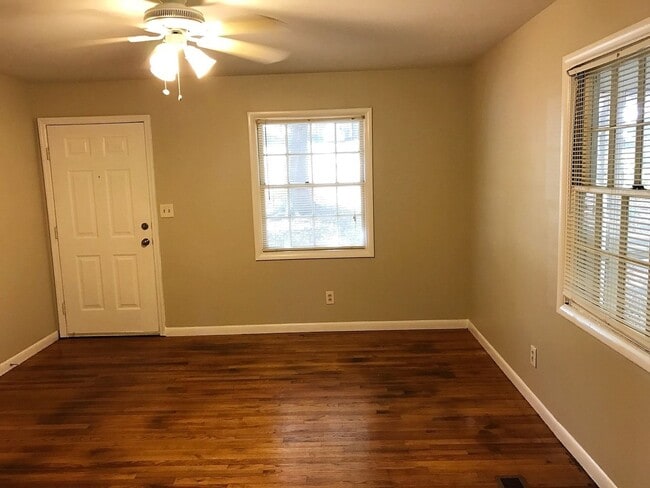 923 Verdi Way in Clarkston, GA - Building Photo - Building Photo