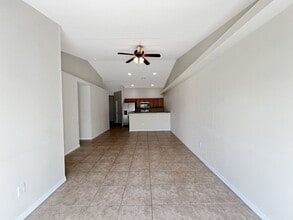 111 SE 2nd Ave in Cape Coral, FL - Building Photo - Building Photo