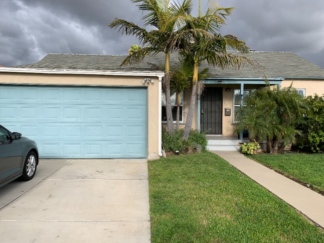 33 Nile St in San Diego, CA - Building Photo - Building Photo